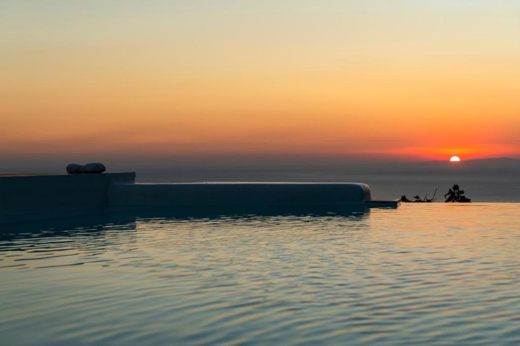 Hotel La Maltese Caldera Concept à Imerovígli Extérieur photo